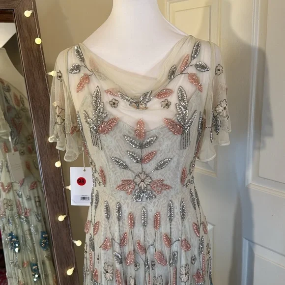 MAC DUGGALFloral Sheer Scoop Neck Flutter Sleeve Embellished Midi Dress SAMPLE